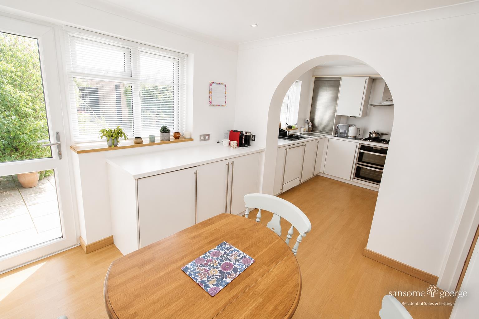 Cowslip Close, Tilehurst, Reading